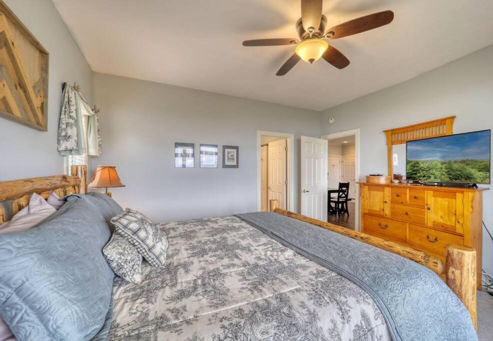Bucket List Views Sugar Mountain Private Condo - 2Bed, 2Bath, Sleeps 6, Panoramic Views Of Mountains From Large Deck, Short Drive To Shopping, Restaurants, Cafes & Banner Elk Town מראה חיצוני תמונה